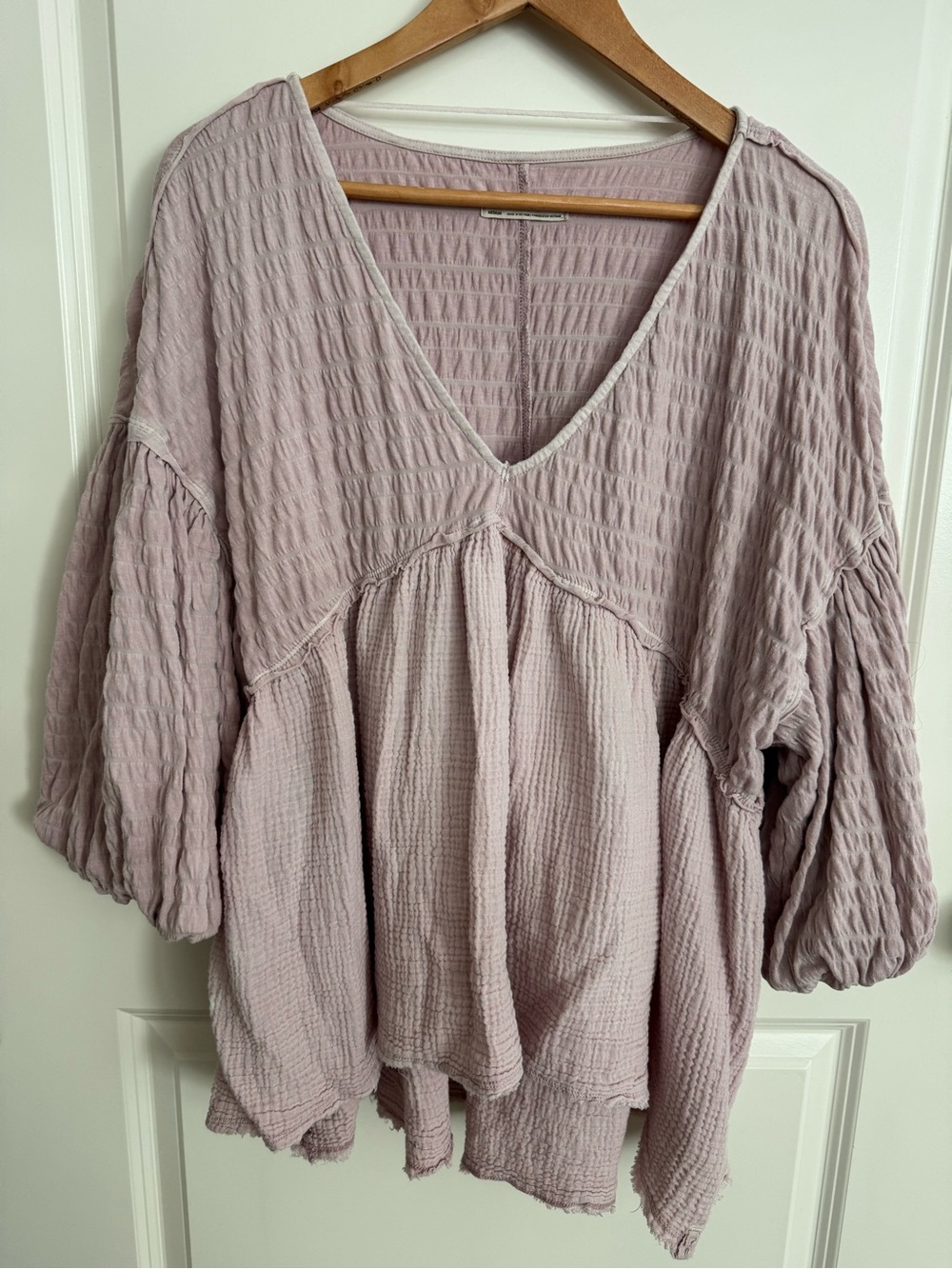 We The Free Washed Mauve V-Neck Balloon Sleeve Peasant Tunic